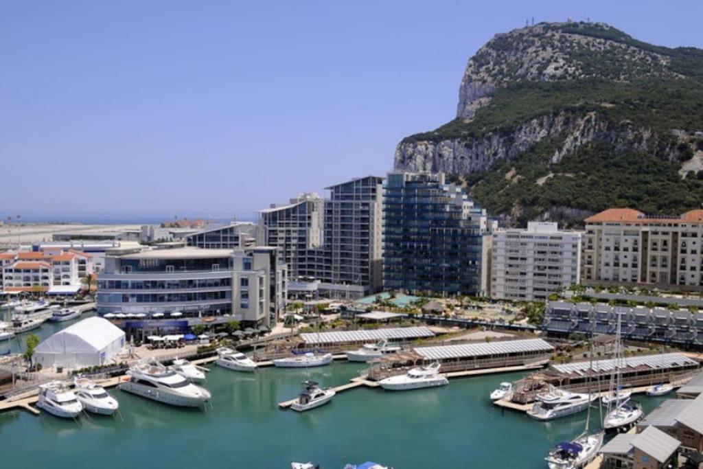Best Location 2 Bed2 Bath W/Lift In Town! Gibraltar Eksteriør billede